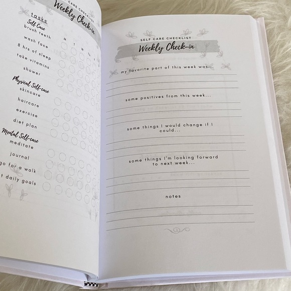 COPY - SELF CARE JOURNAL | MANIFESTATION JOURNAL | NEW YEARS JOURNAL - Picture 4 of 6